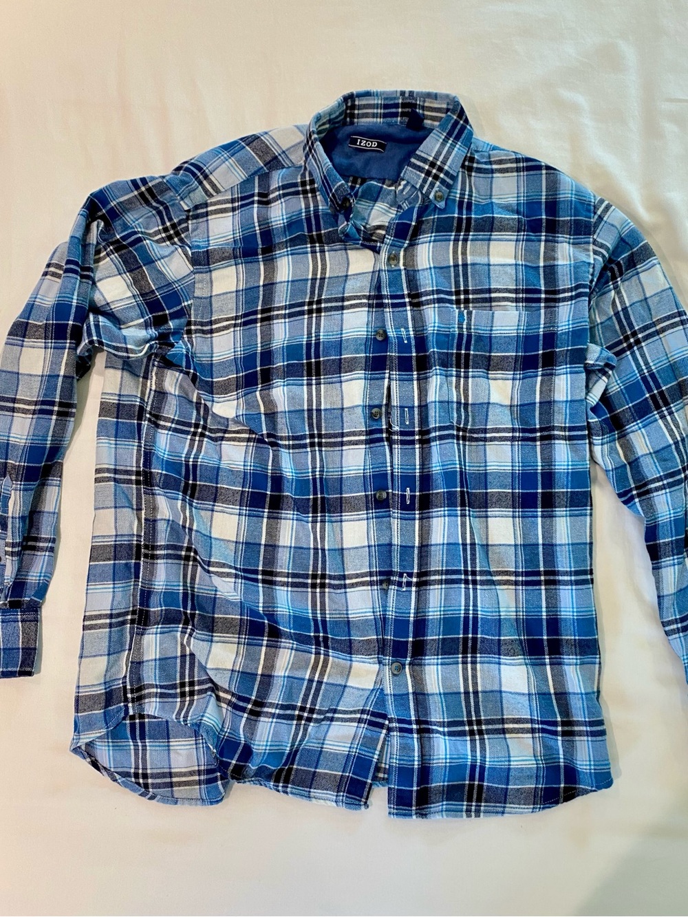 Izod Men's Blue and White Plaid Button-Down Shirt - Picture 4 of 4